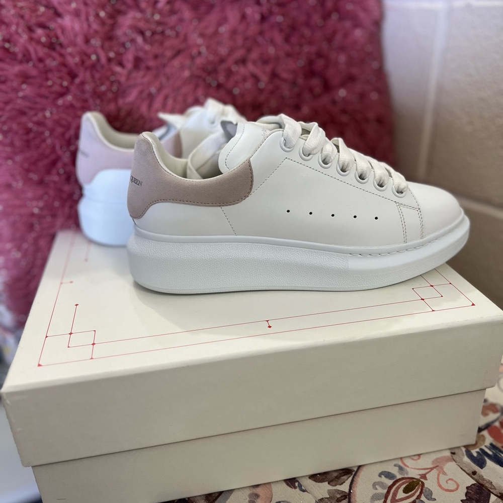 ❌SOLD❌ Alexander Mcqueen Oversized Platform Sneakers Leather White/Patchouli
